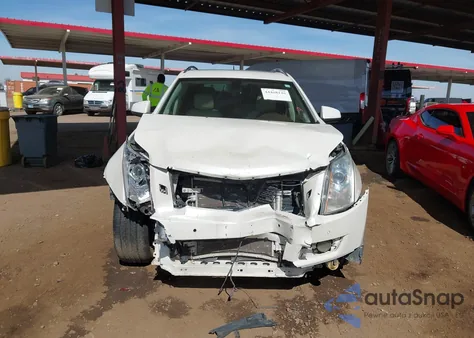 2014 Cadillac Srx Performance Collection z USA, uszkodzony, nr VIN 3GYFNCE32ES648188